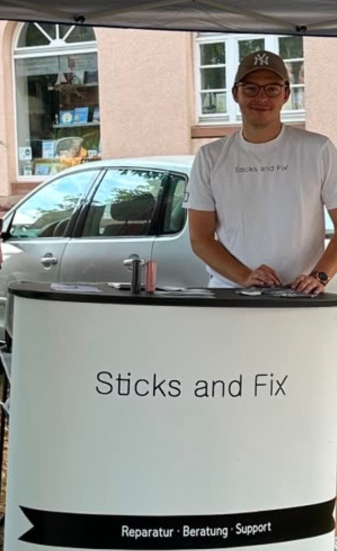 Daniel Stocks am Stand von Sticks and Fix